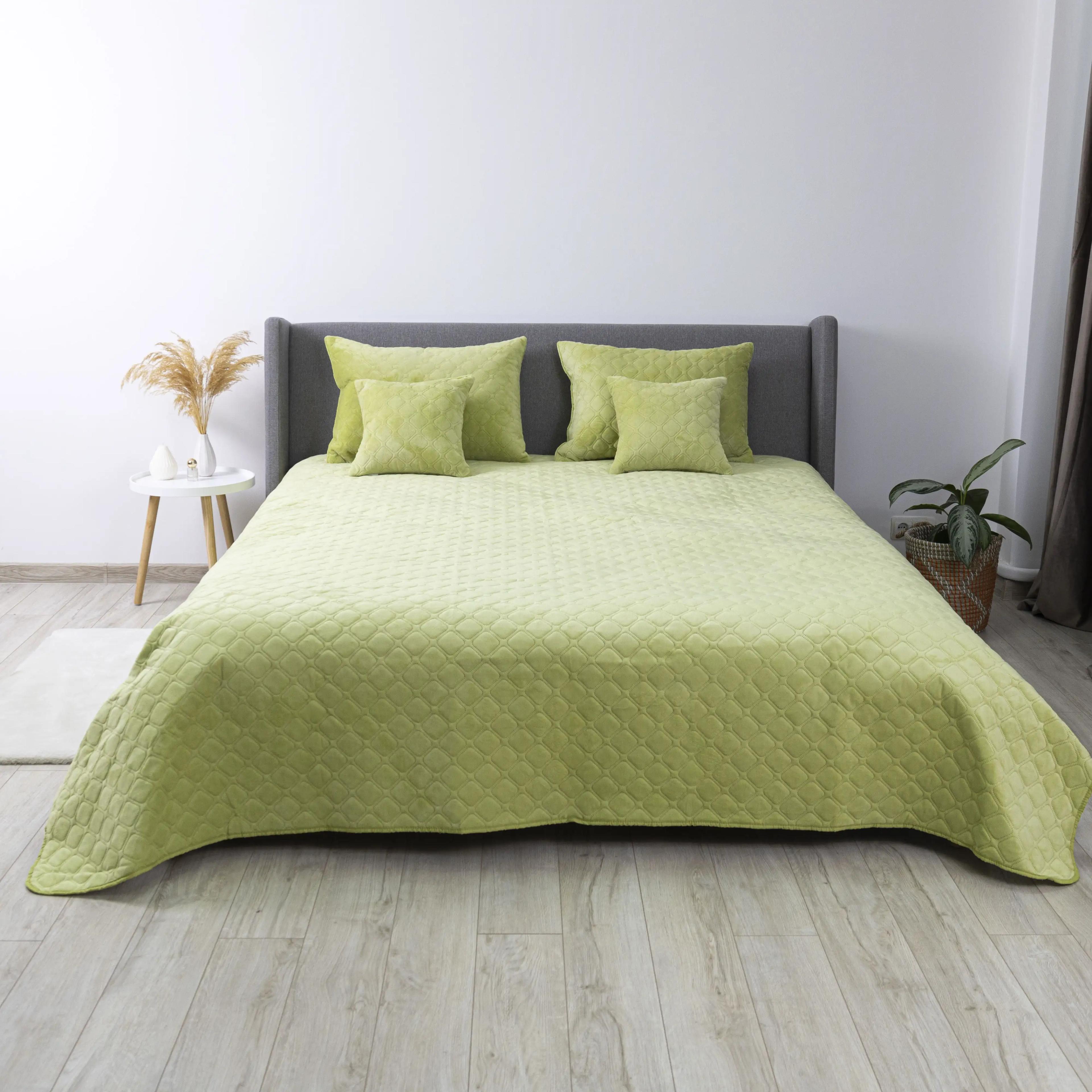 Bed Covers TEP "VELOUR" Salad/Rhombus round, 240x260 - Photo 2