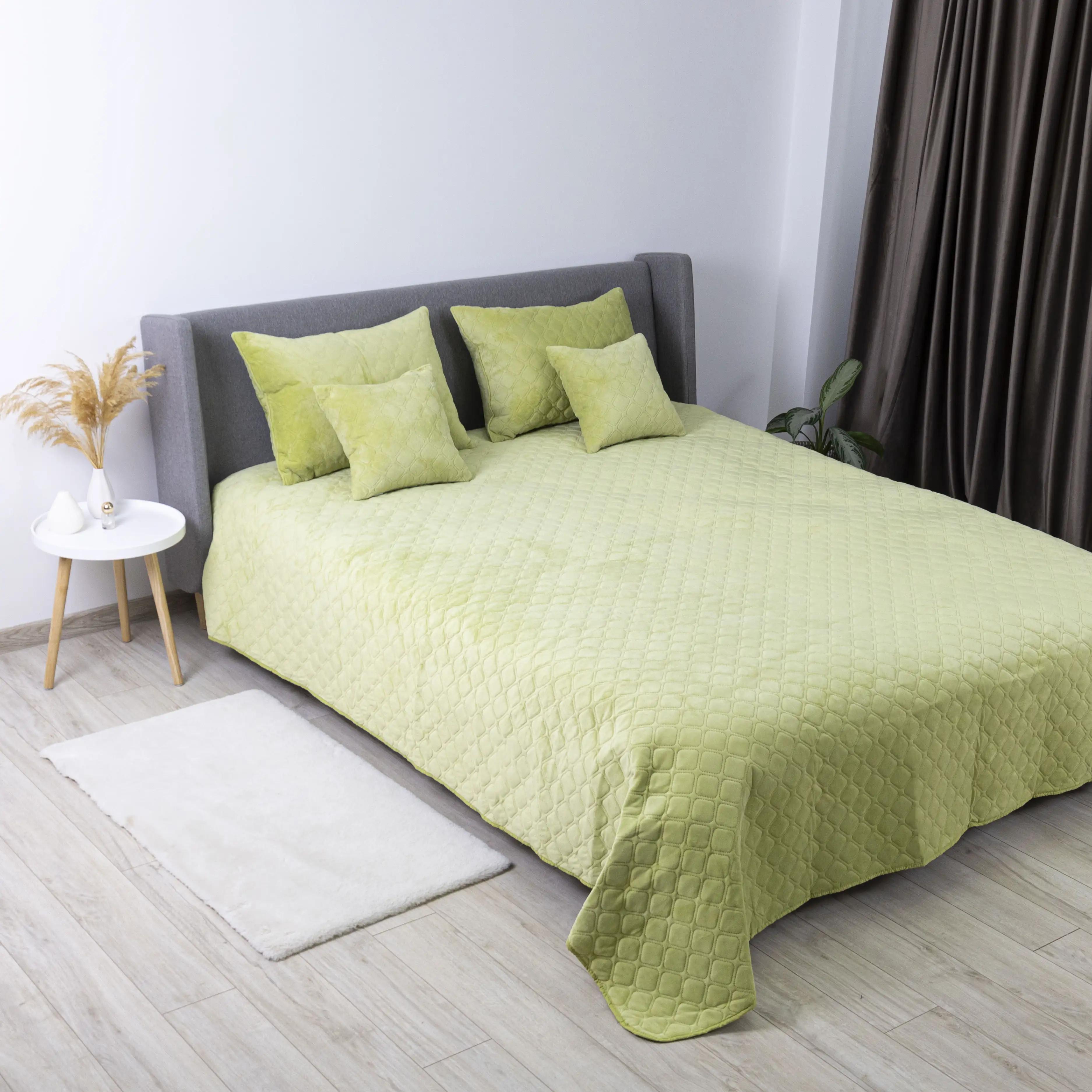 Bed Covers TEP "VELOUR" Salad/Rhombus round, 240x260 - Photo 3