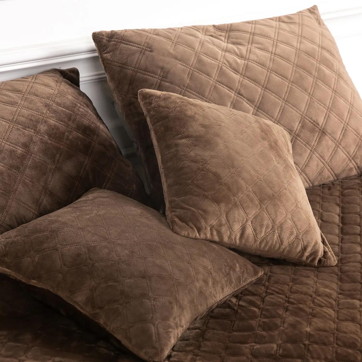 Decorative pillow "VELOUR" Brown, 45x45 - Photo 6