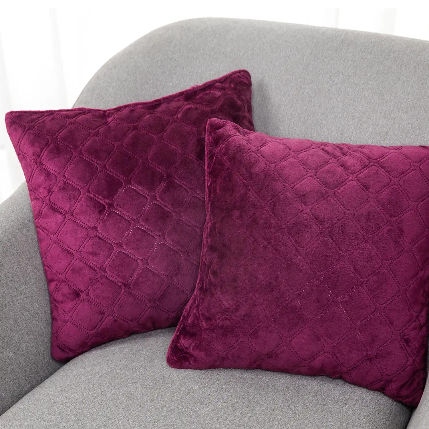 Подушка декоративная "VELOUR" Бордовая, 50x70 - Фото 5