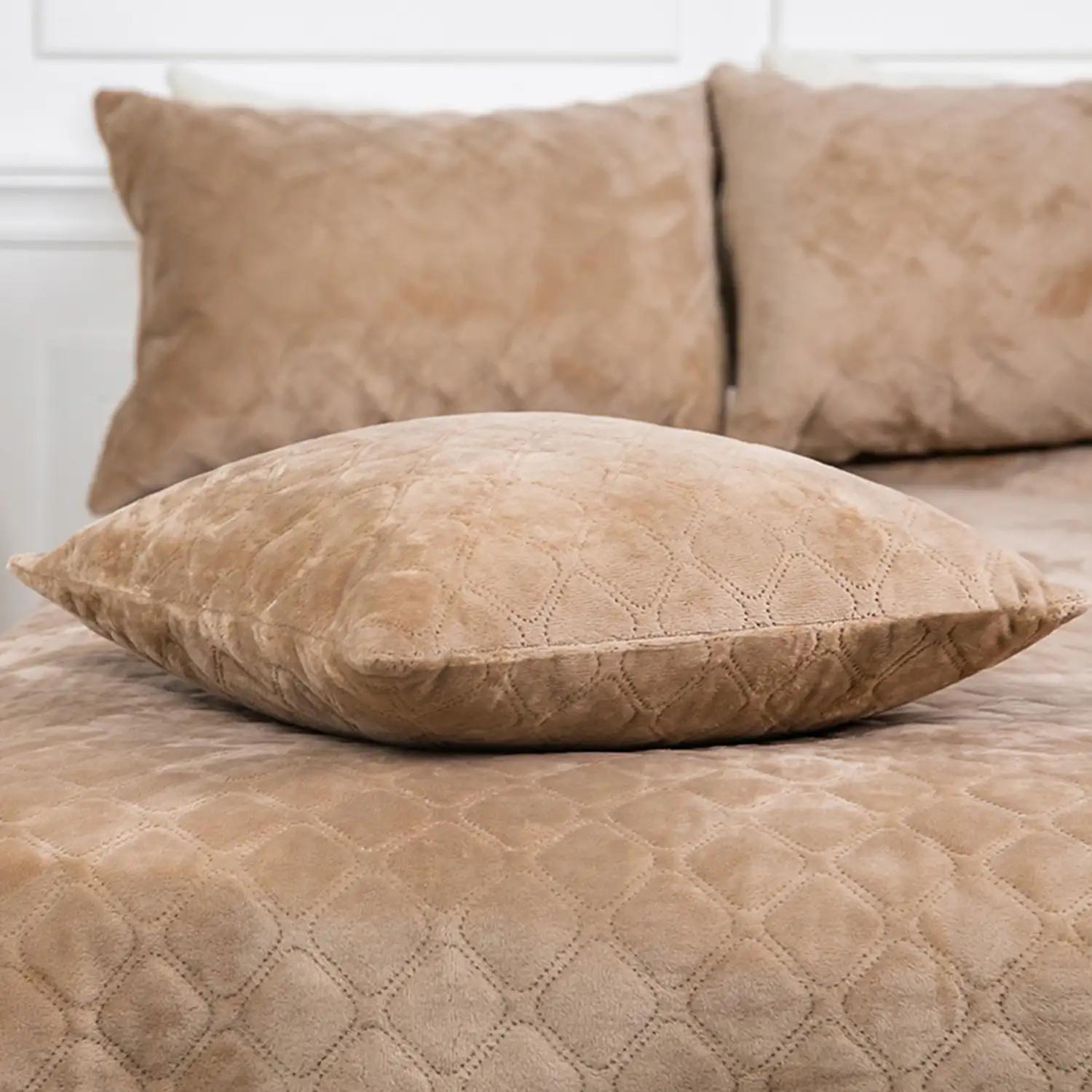 Подушка декоративна "VELOUR" Золотий беж