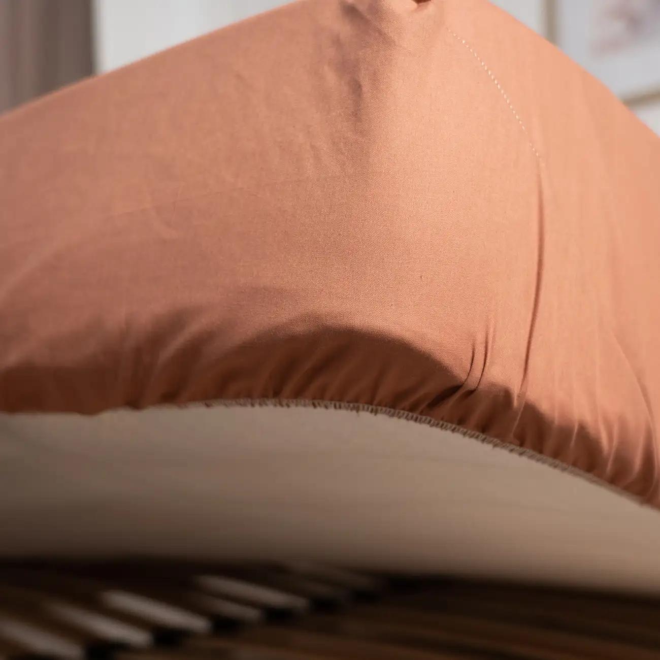 Sheet "NATHNENNYA" with an elastic band Caramel, 140x200 - Photo 3