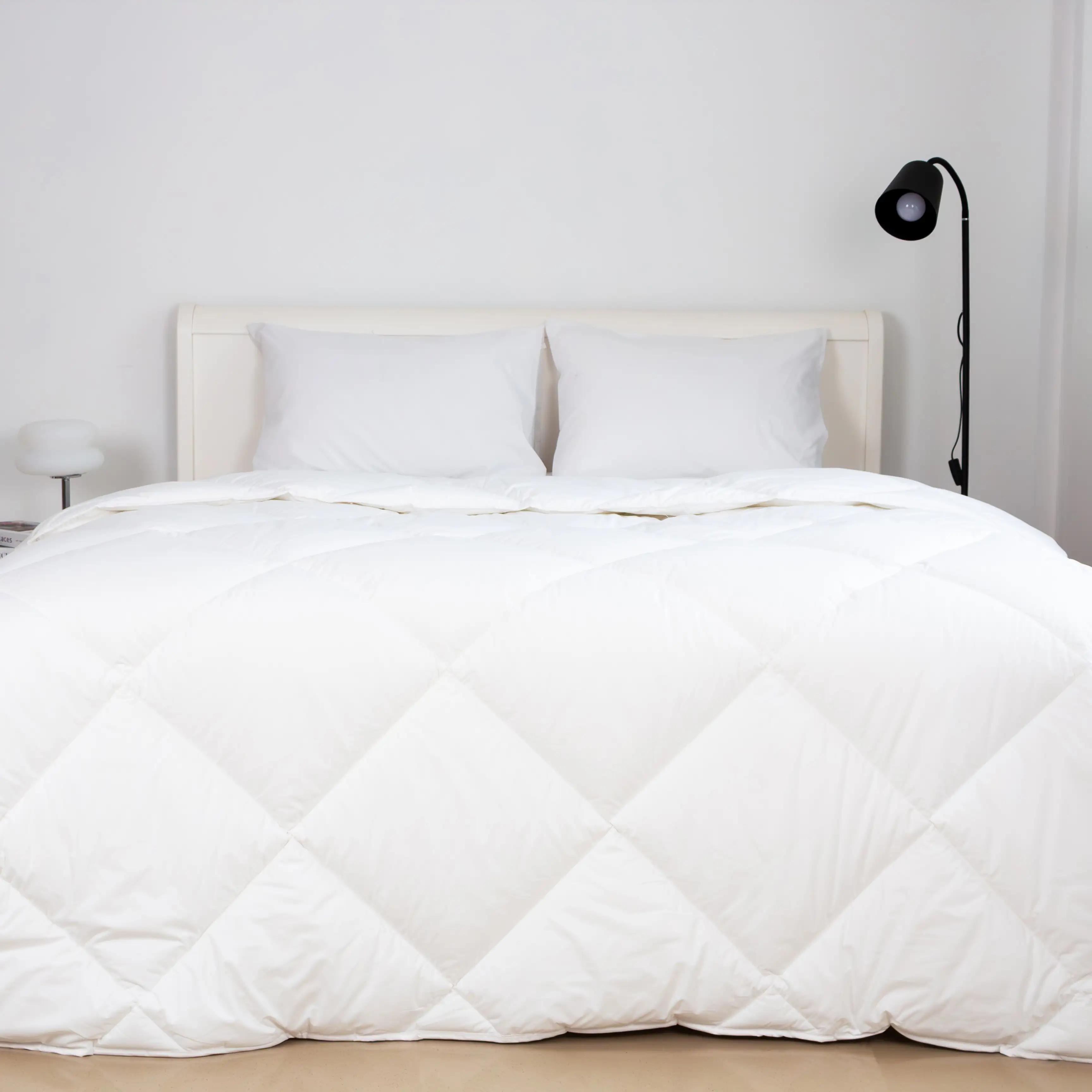 Ковдра FRIENDLY ТЕП "ЛЕБЕДИНИЙ ПУХ" тік, 150x210 - Фото 3