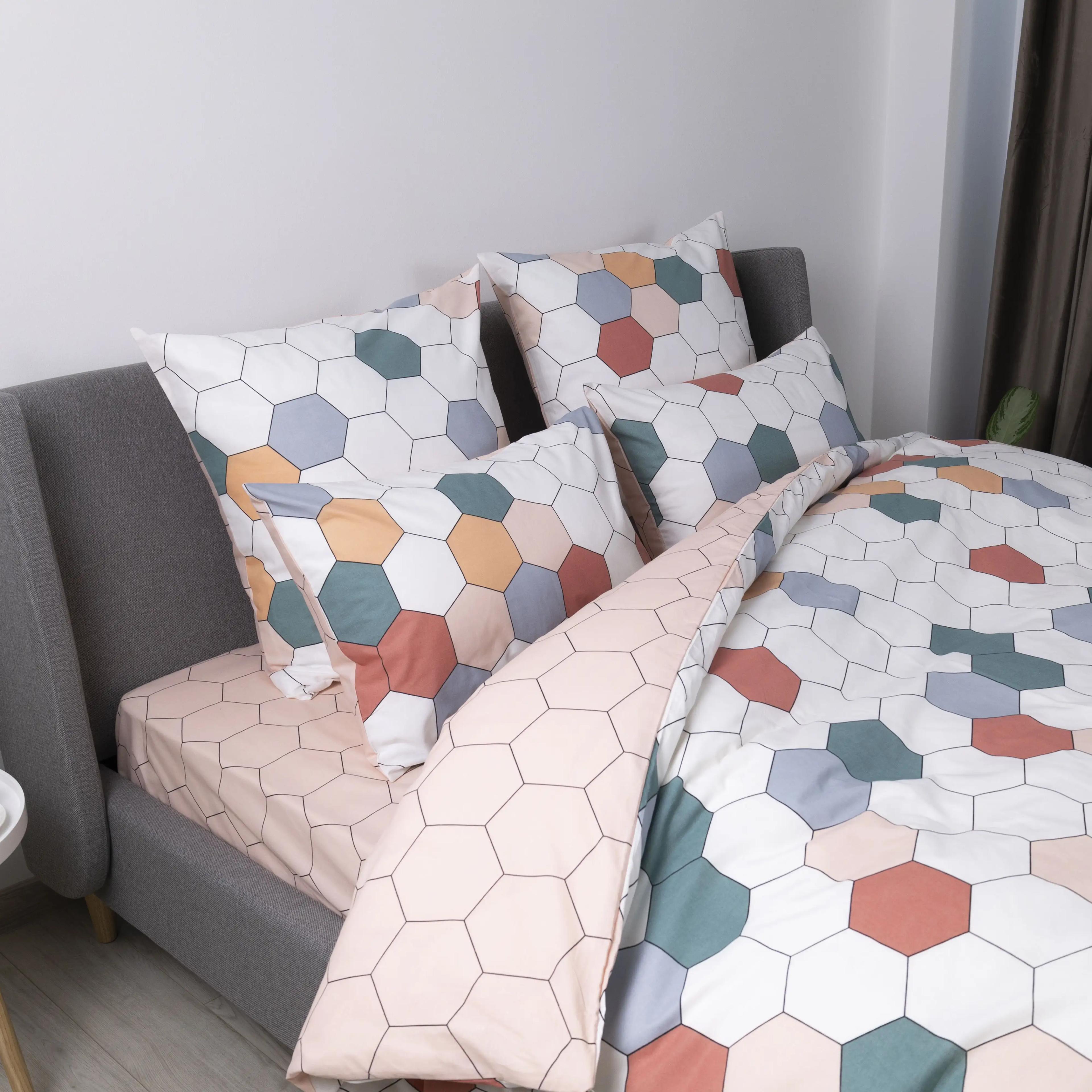 Постельное белье "ТЕП" Красочные соты, 70x70, полуторное - Фото 6