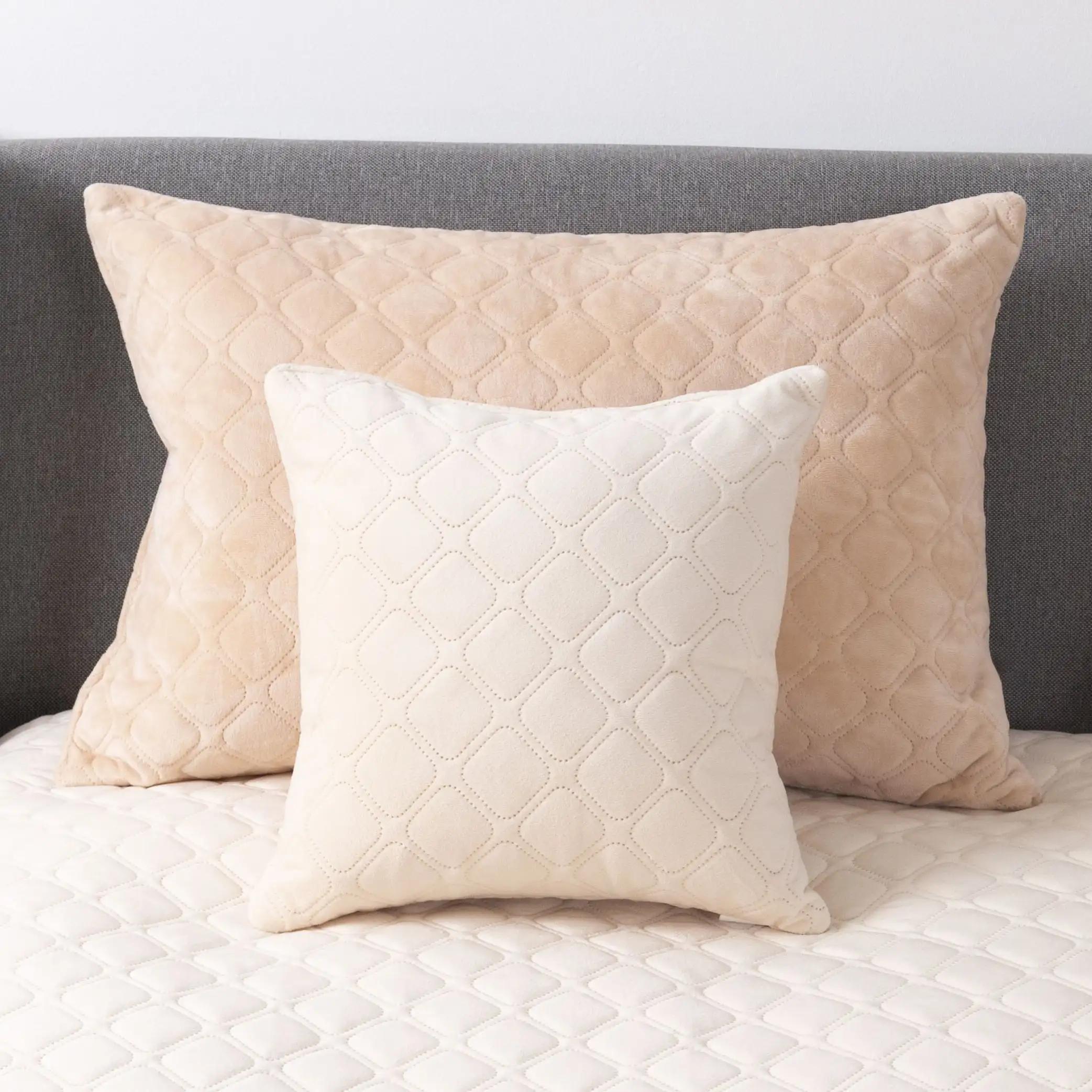 Подушка декоративная "VELURE" Персиковый