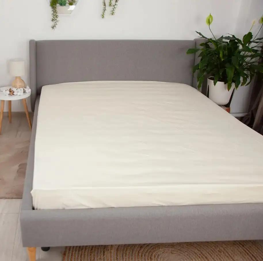 Sheet "NATHNENNYA" with an elastic band Milky, 120x200 - Photo 2