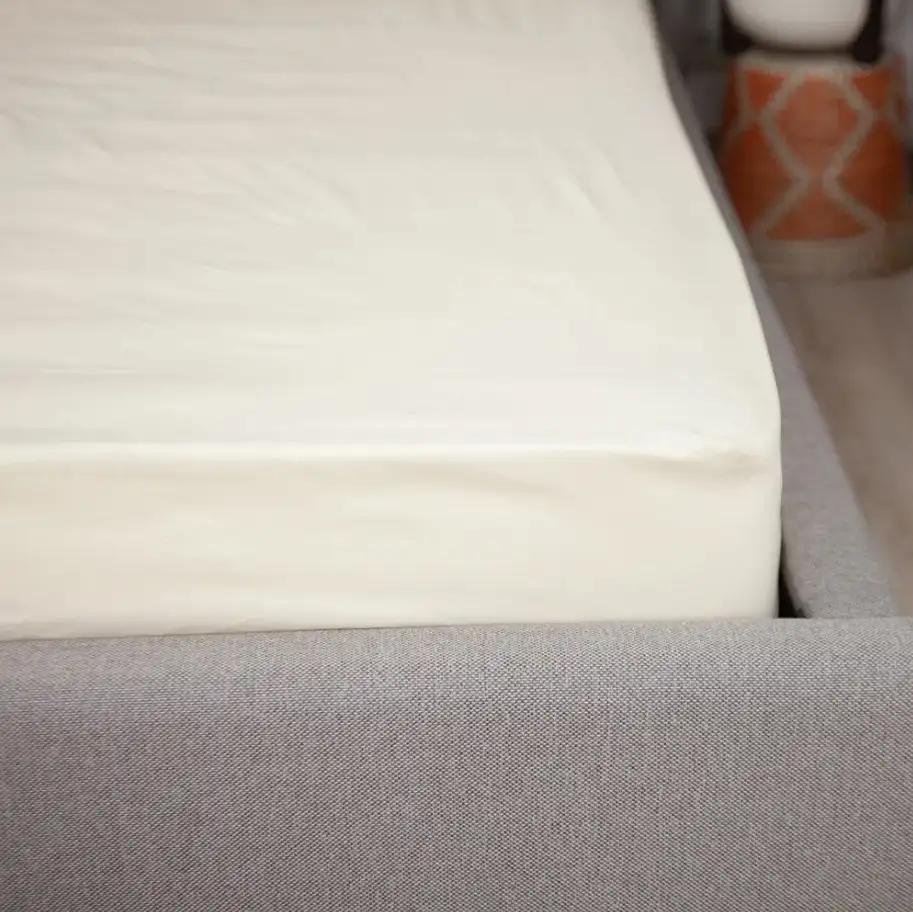 Sheet "NATHNENNYA" with an elastic band Milky, 120x200 - Photo 3