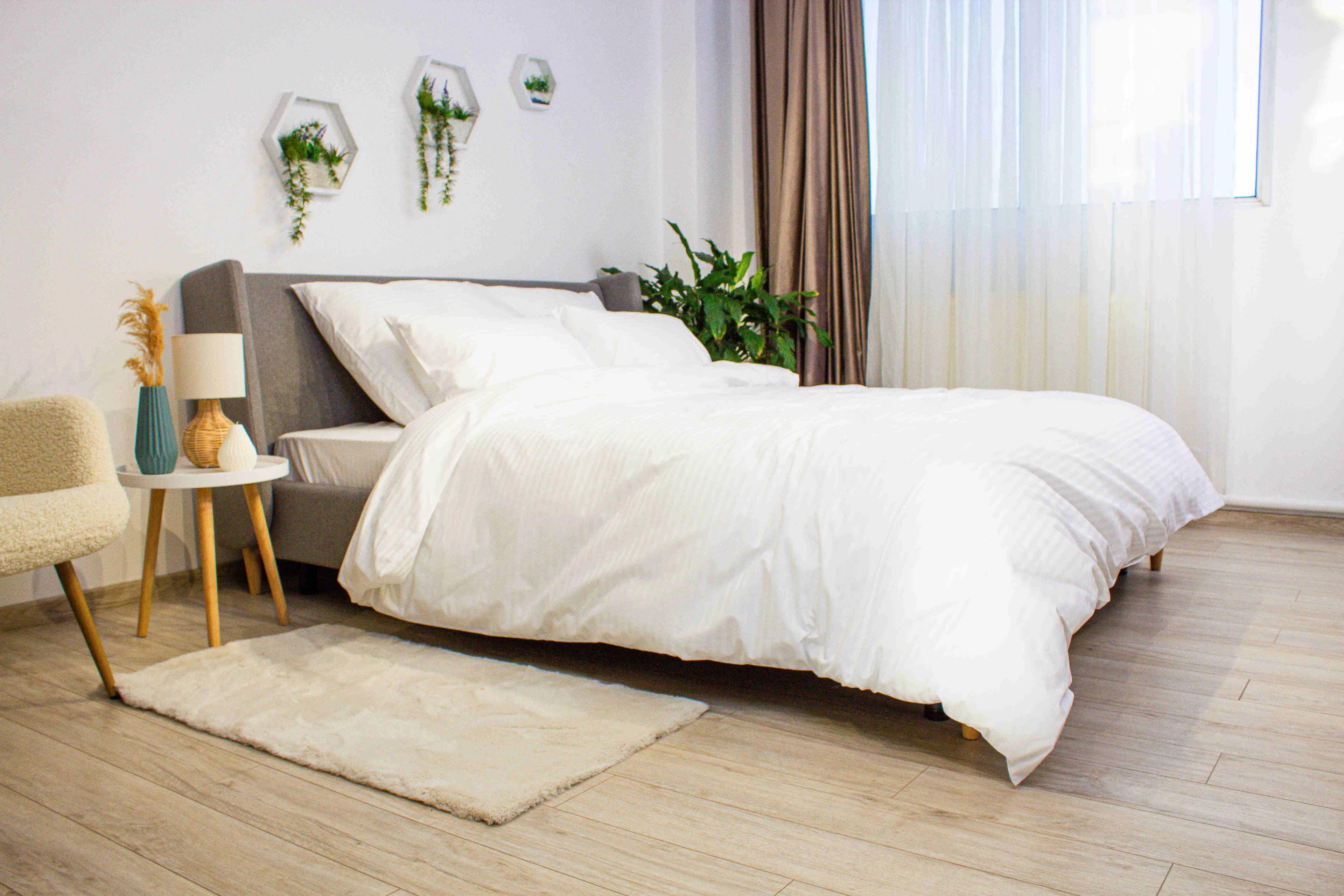 Постельное белье ТЕП "СТРАЙП САТИН" Optical white, евро - Фото 3