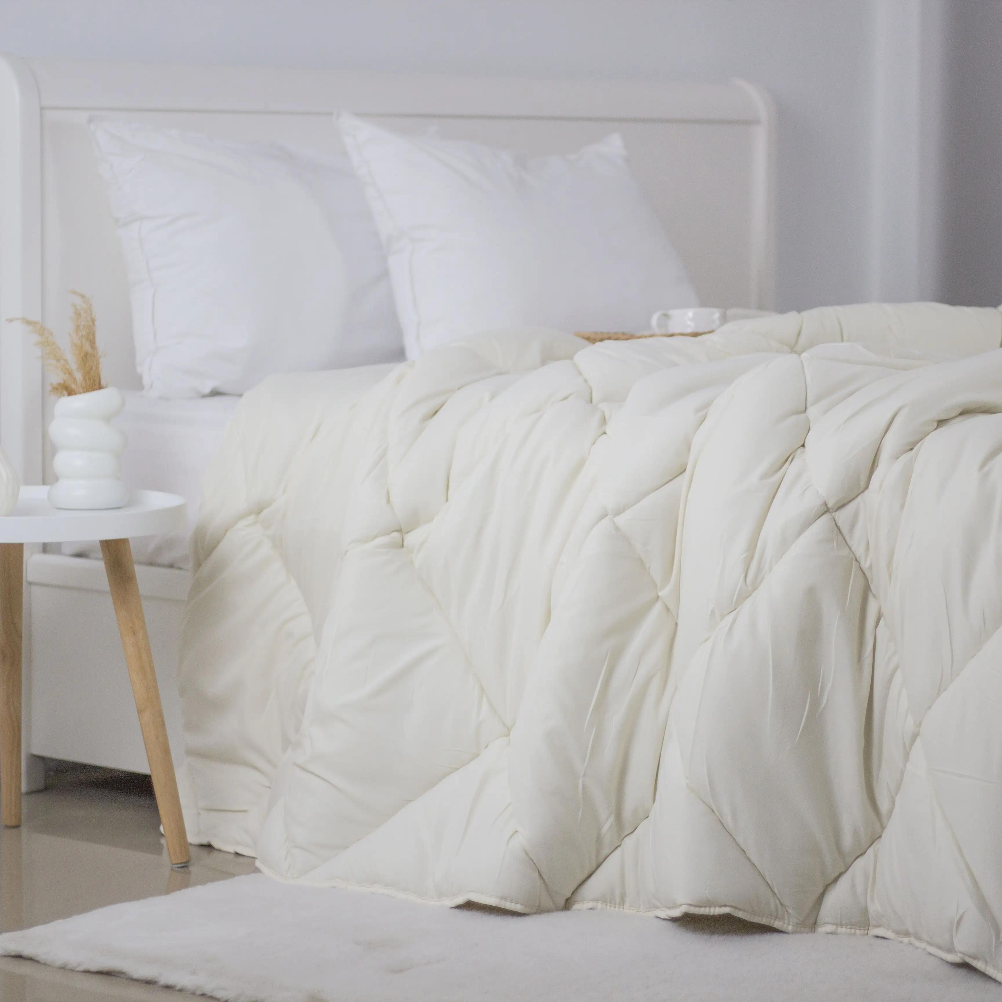 Ковдра FRIENDLY "ALASKA" Молочне некомбіноване, 180x205 - Фото 2