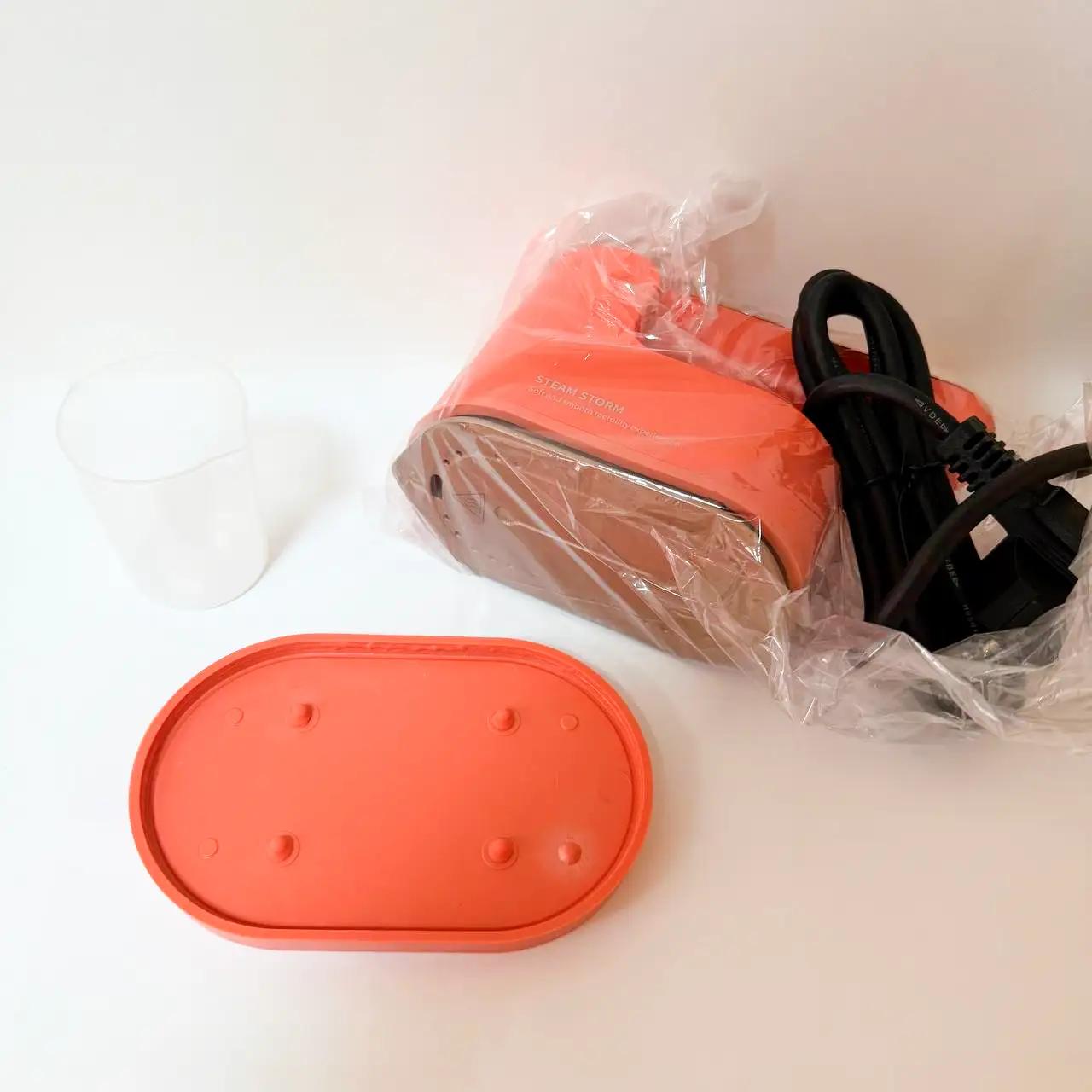 Праска-відпарювач дорожня “Warm Travel” 1200 W, помаранчева