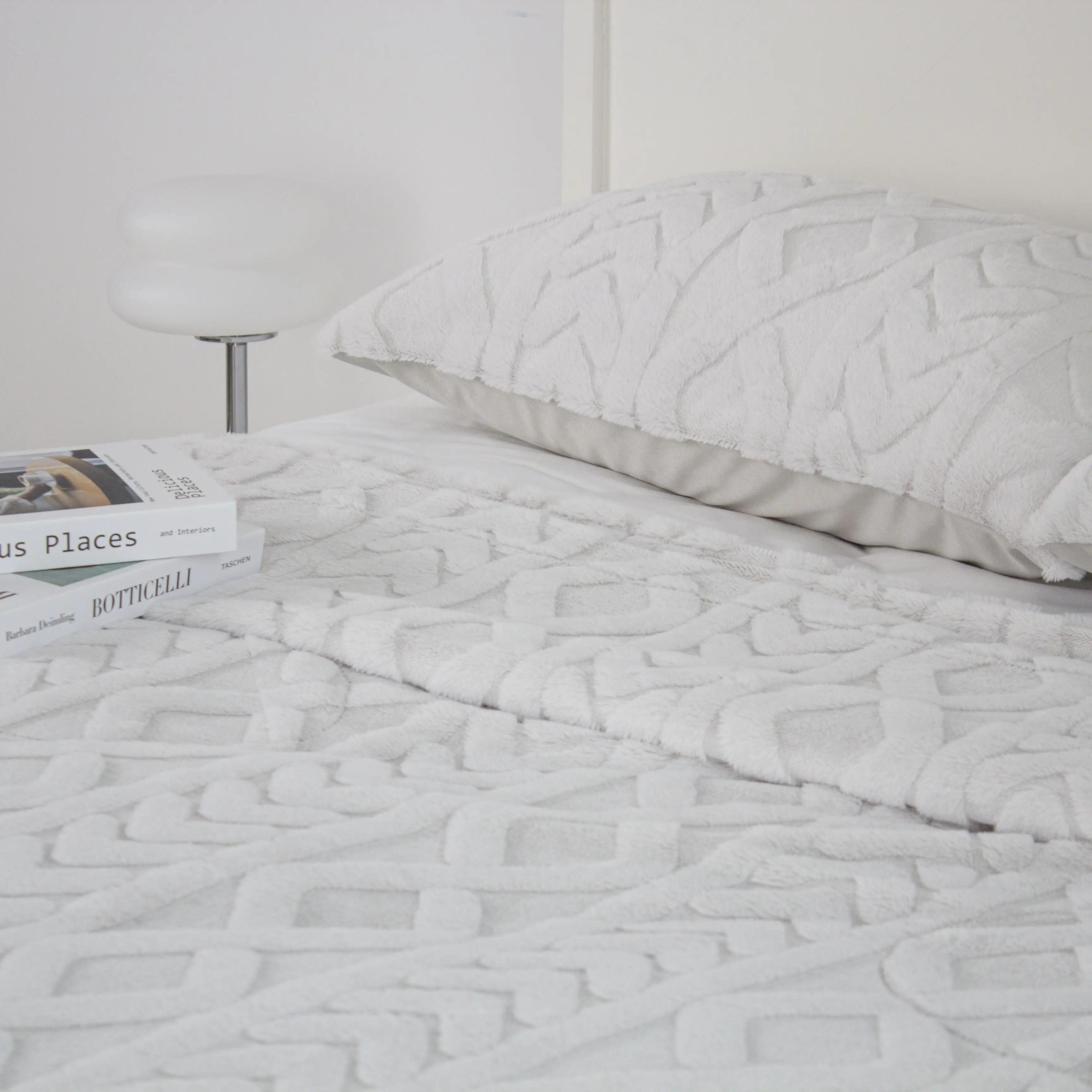 Покривало ТЕП "SOFT ANGORA" з наволочками, сіре, 240x260 - Фото 6