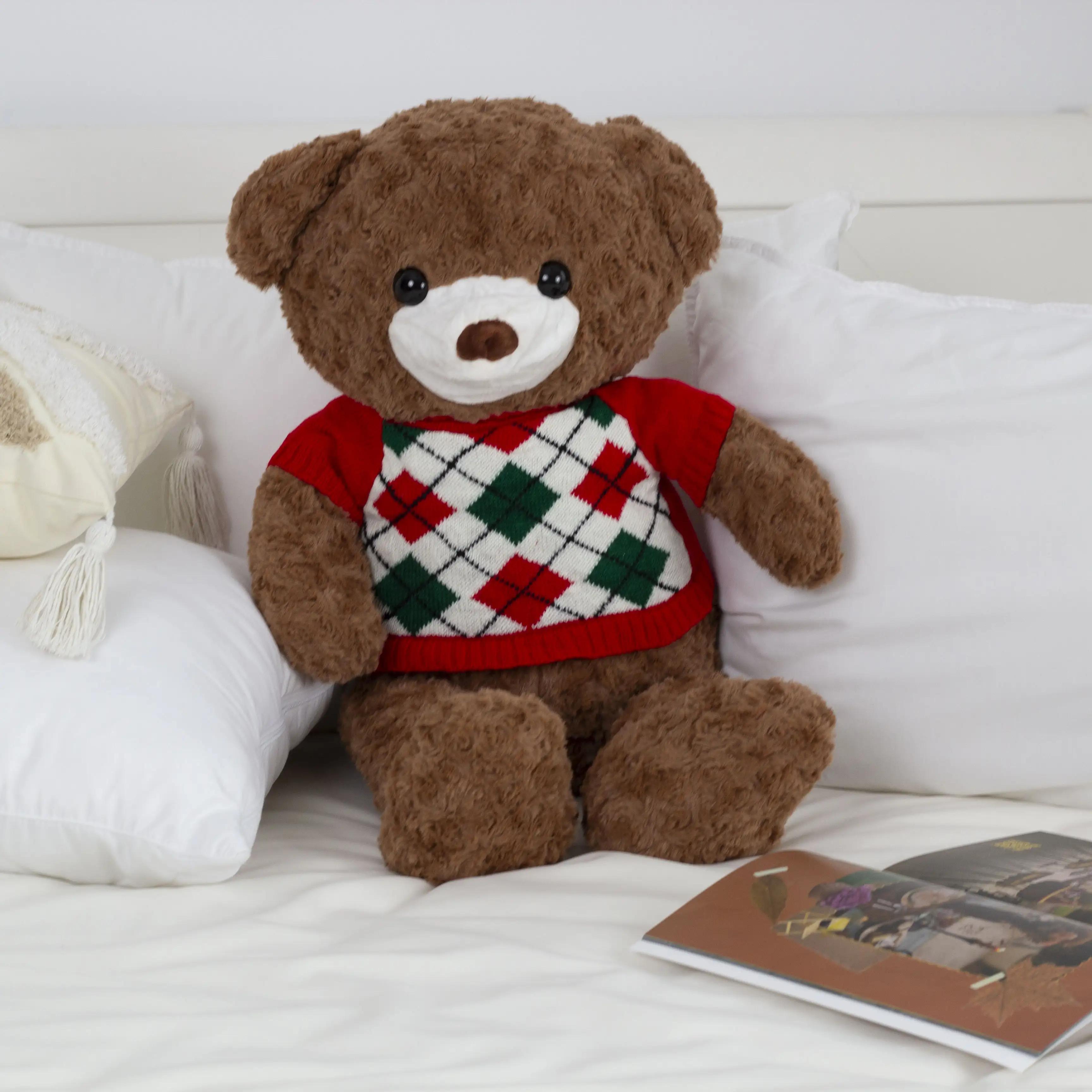 Мягкая игрушка Медвежонок в красном свитере с пледом — Comfort Blanket Bear - Фото 2