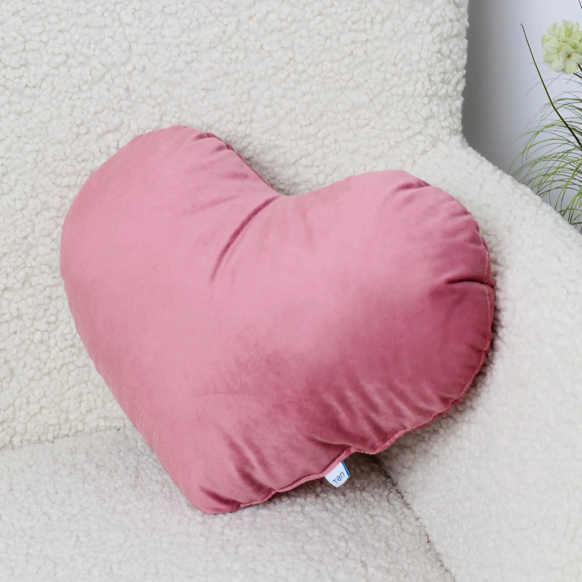 Decorative pillow TEP "HEARTS" mesa rose, 35x40 - Photo 4