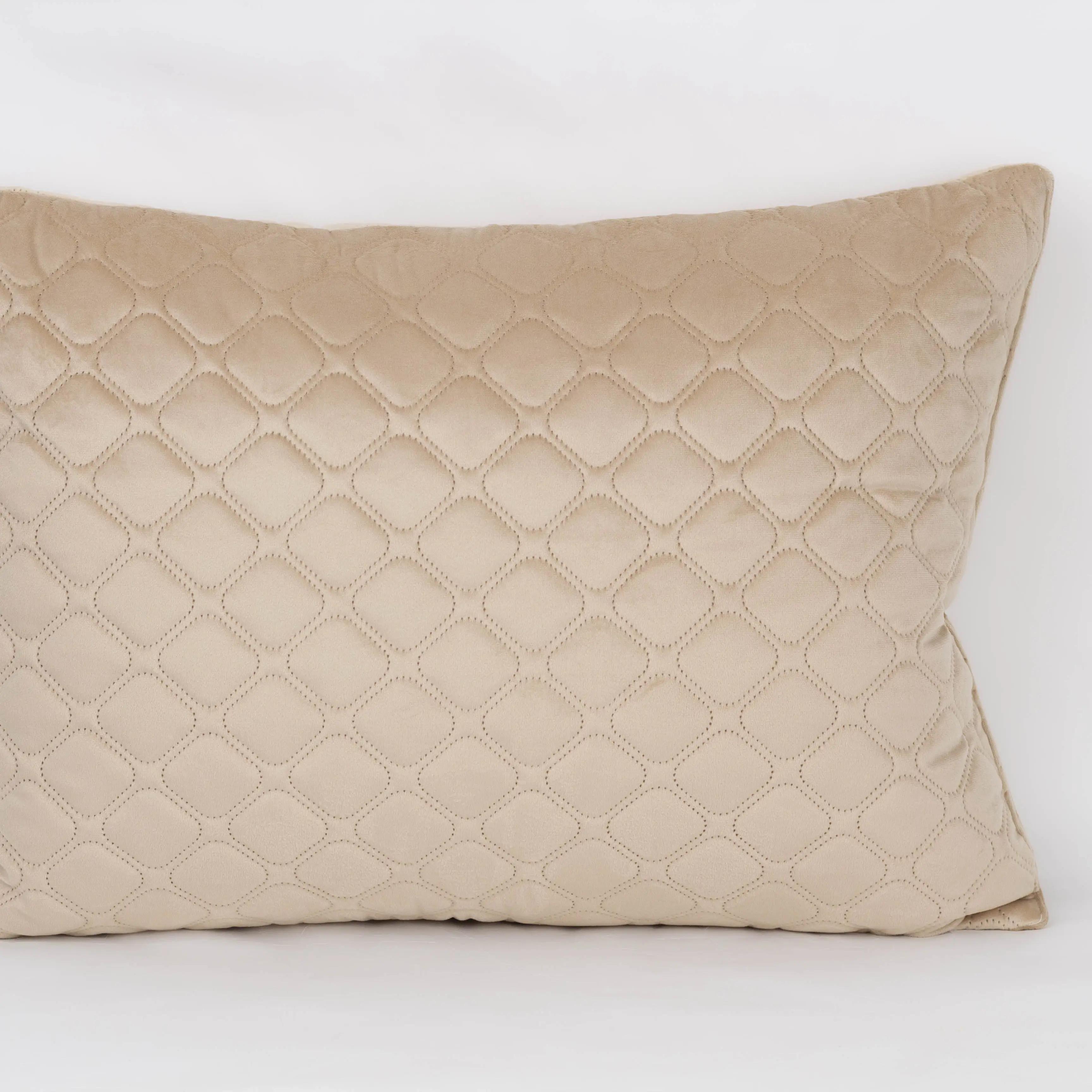 Подушка декоративна "VELURE" Золотий беж, 50x70 - Фото 2